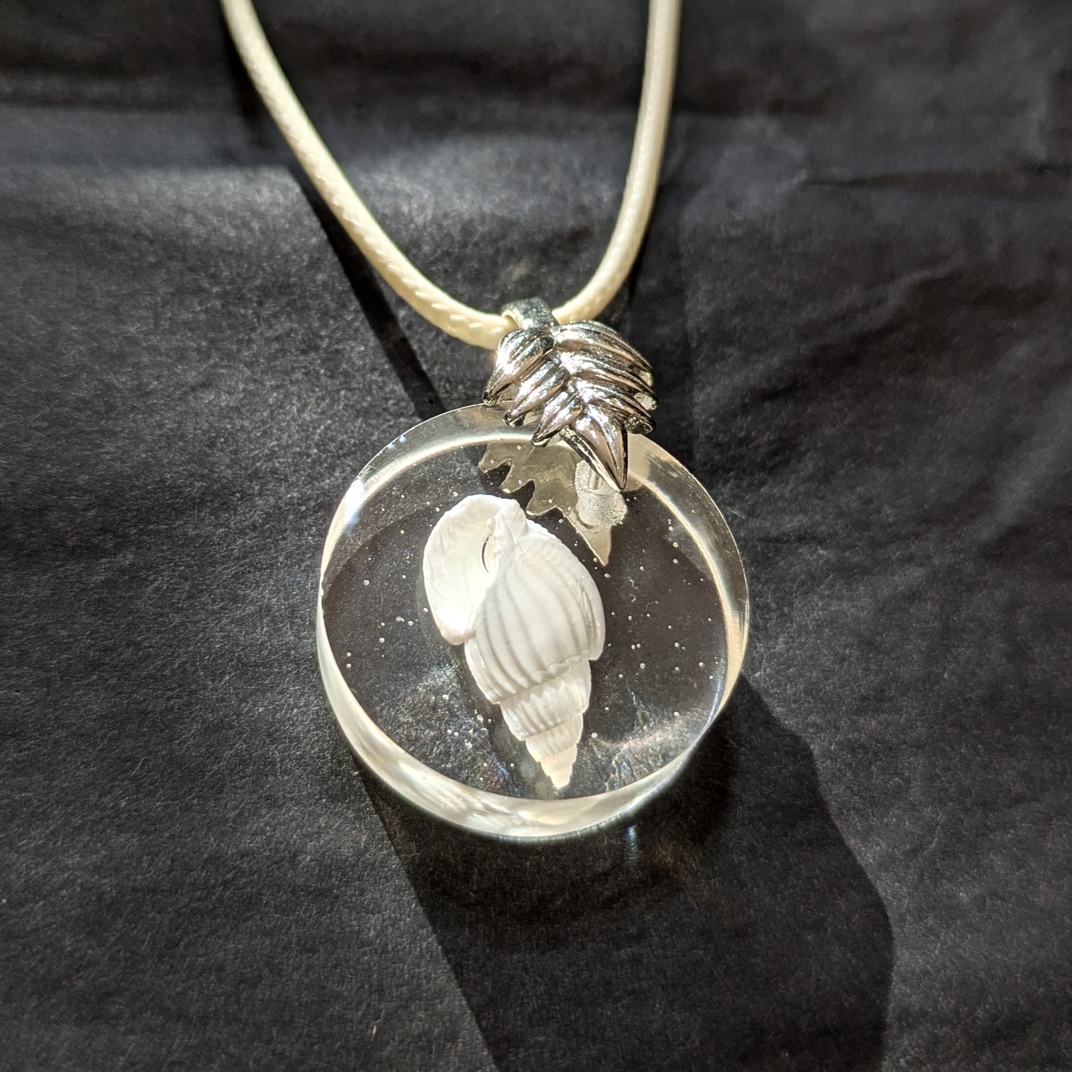 Halskette mit Muscheln & Schnecken – Bild 2