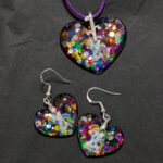 Set Halskette und Ohrringe Einhorn mit buntem Glitzer