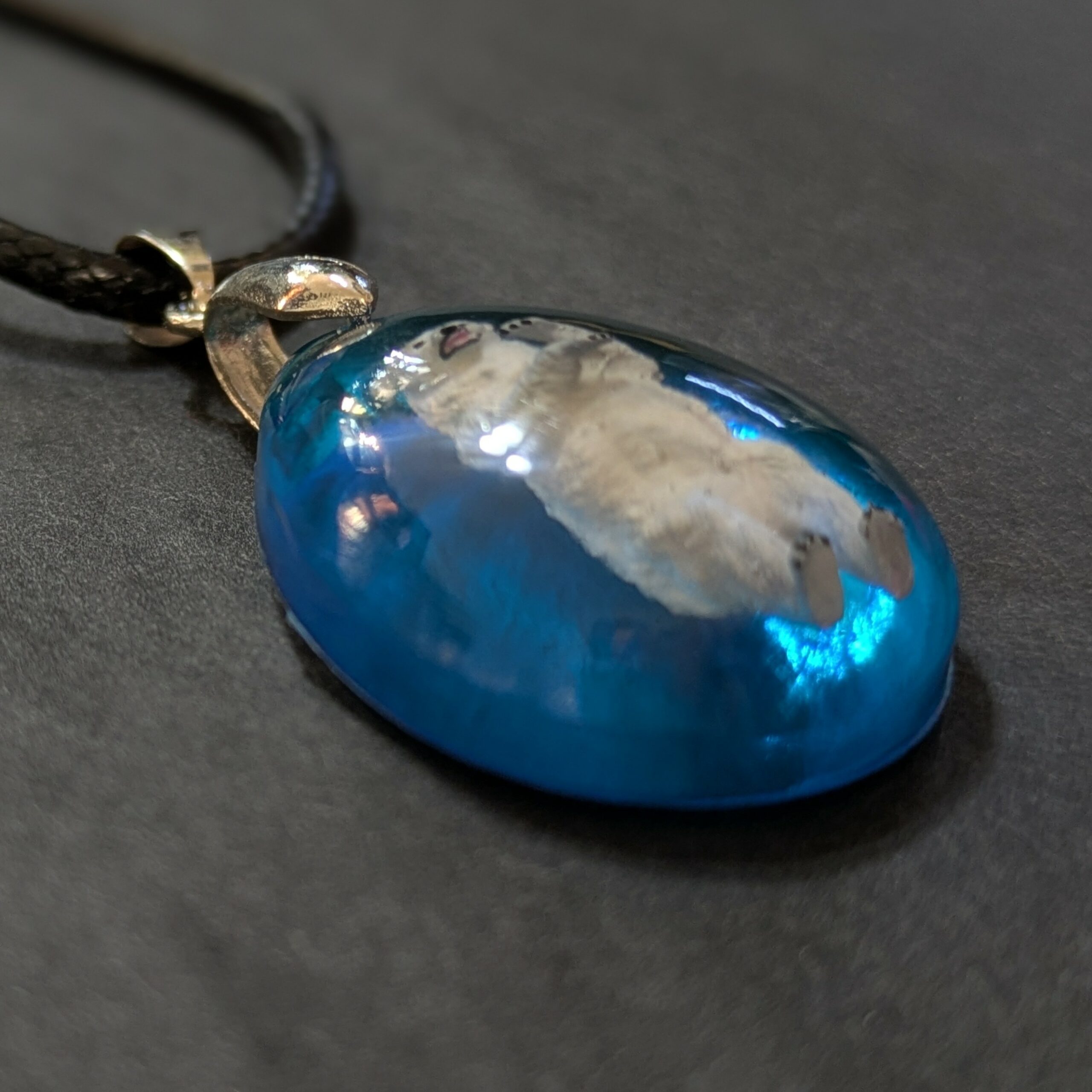 Halskette "aufrechter Eisbär" – Bild 2