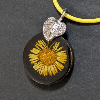 Set Halskette und Ohrringe "Sunny Flower" – Bild 5