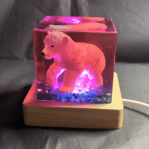 Lampe/Briefbeschwerer Eisbär "Baby red"